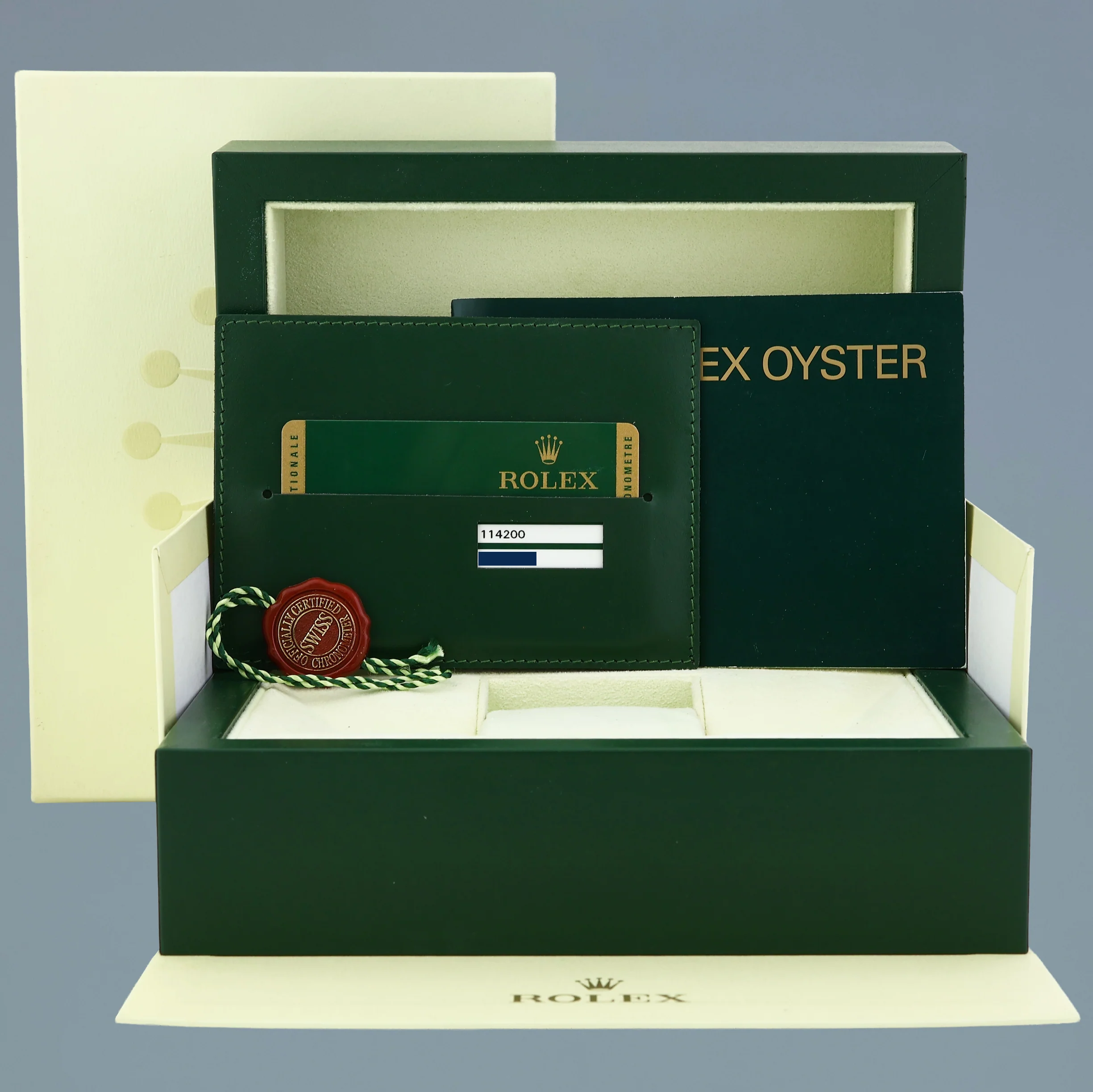 2019 PAPERS MINT Rolex Oyster Perpetual 34mm Green Oyster 114200 Watch Box - Image 7