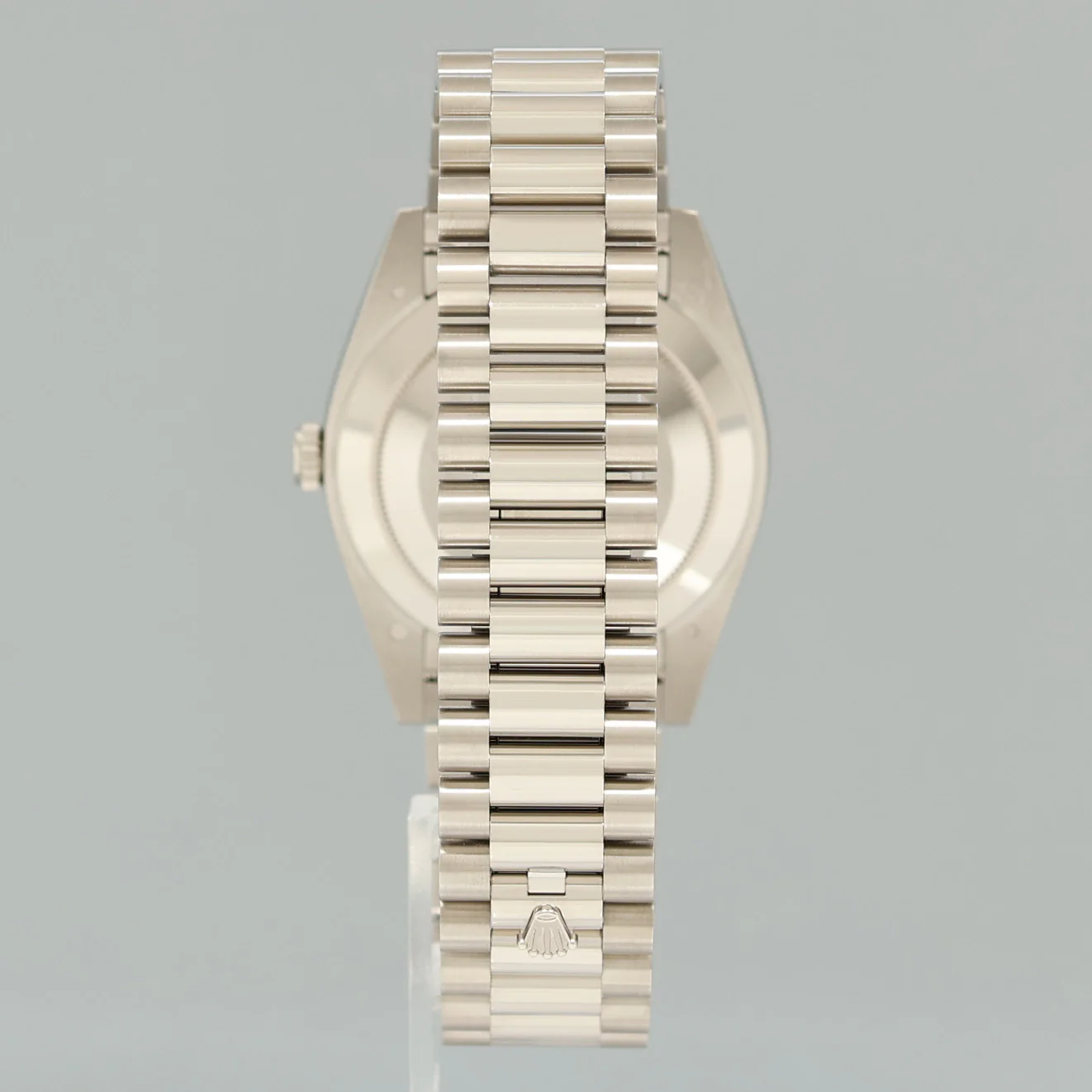 2025 MINT Rolex Day Date 40 White Gold Blue Ombre 228239 Watch Box - Image 5