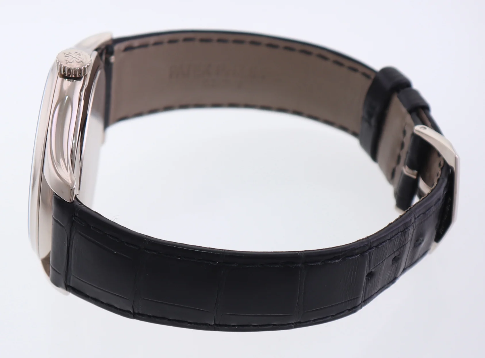 MINT Patek Philippe 5227G 39mm White Gold Black Dial Leather Watch Box - Image 4